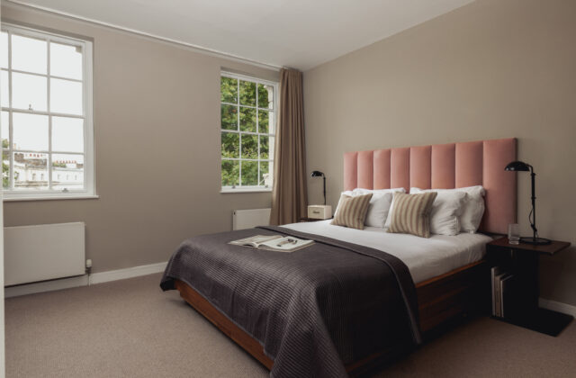 Hyde Park - Premium One Bedroom