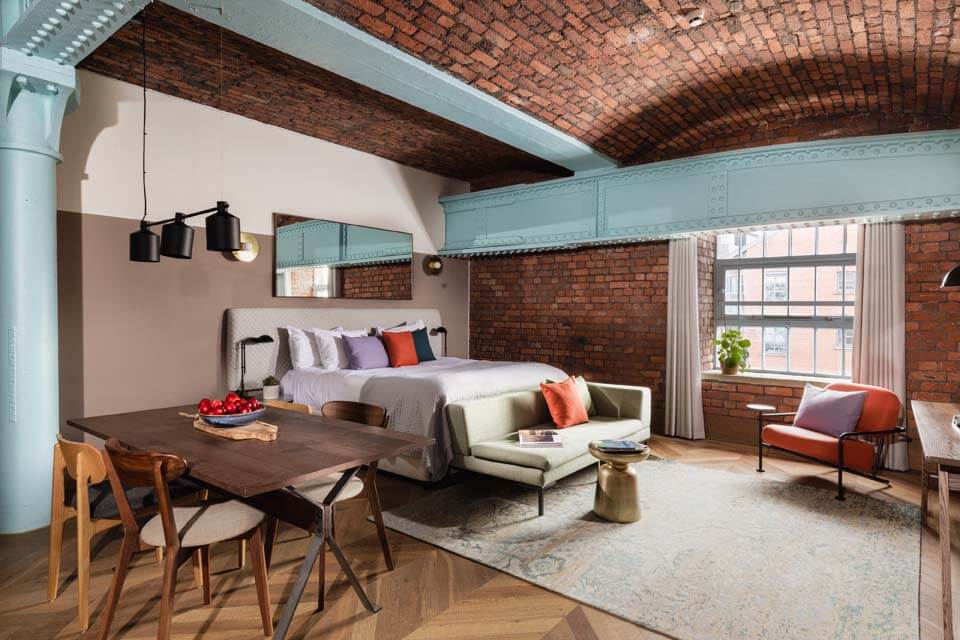 Manchester - Premium Studio