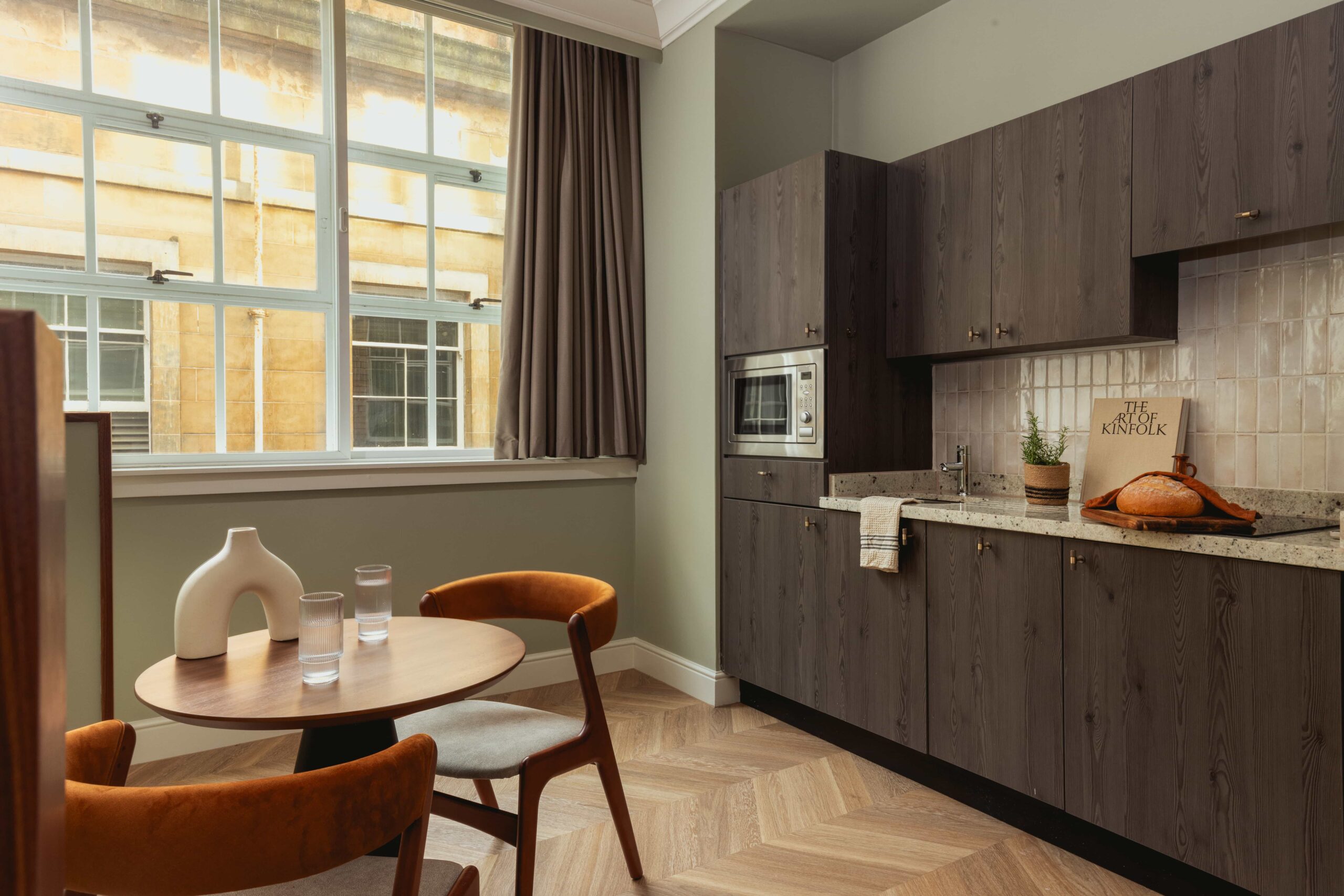 Glasgow-Open Plan One Bedroom