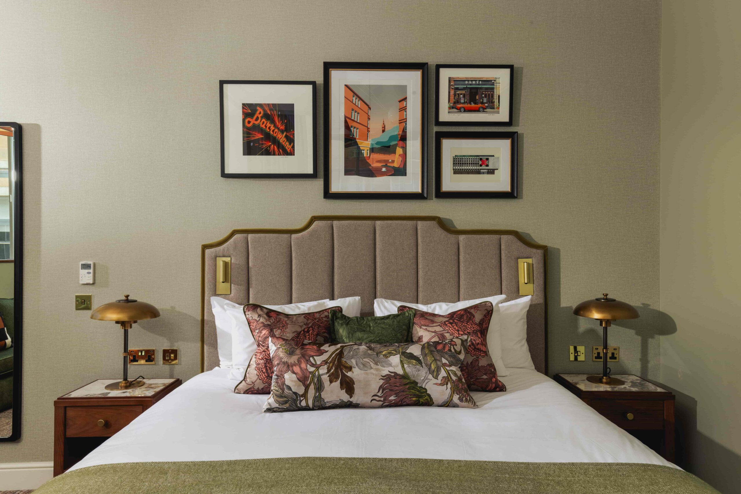 Glasgow-Open Plan One Bedroom
