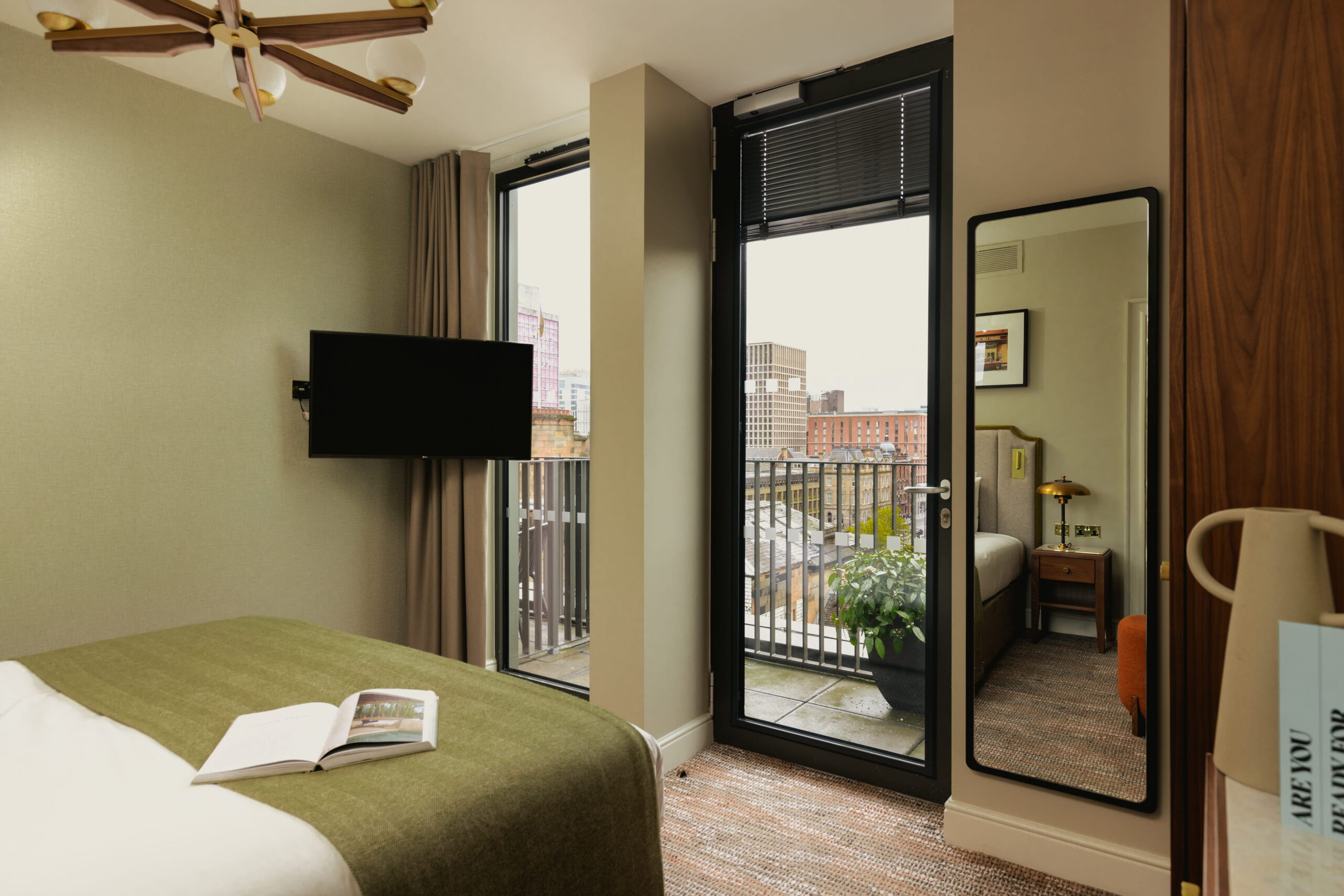 Glasgow - Penthouse One Bedroom