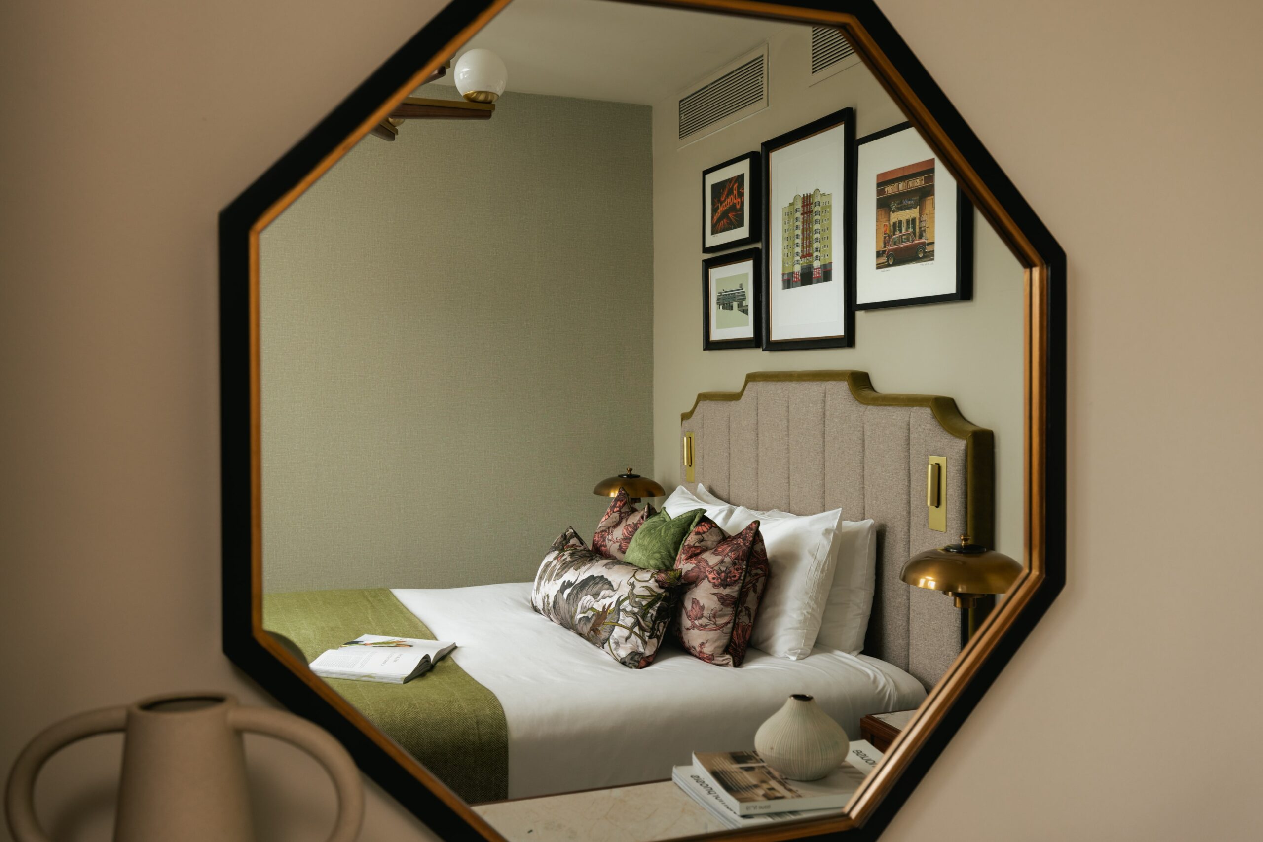 Glasgow - Penthouse One Bedroom
