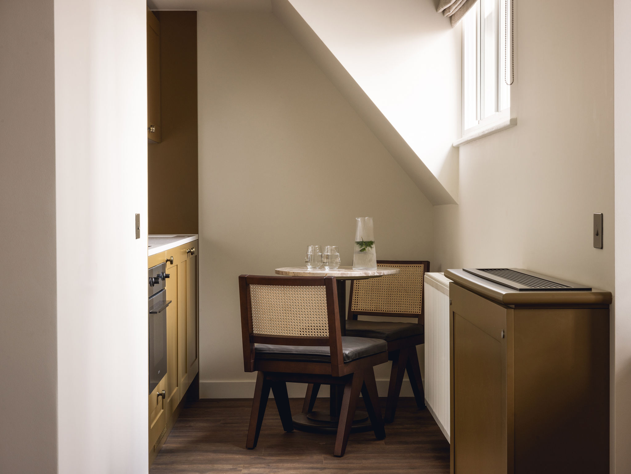 Large Studio With Kitchen